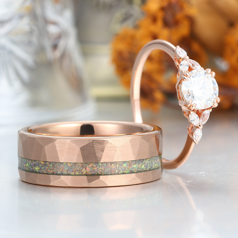 Minimalist Round Cut Moissanite Couples Ring Set S925 Gold Plated And Rhombic Tungsten Matching Ring
