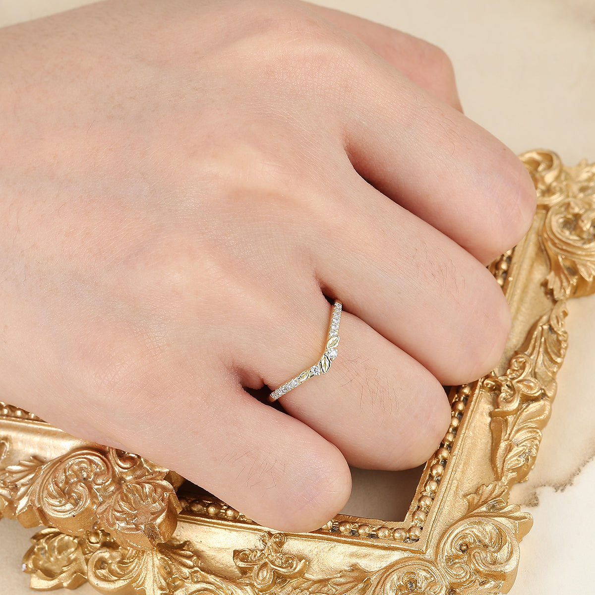 Moissanite Leaf-engraved Shank Wedding Band Yellow Gold Anniversary Moissanite Ring For Her