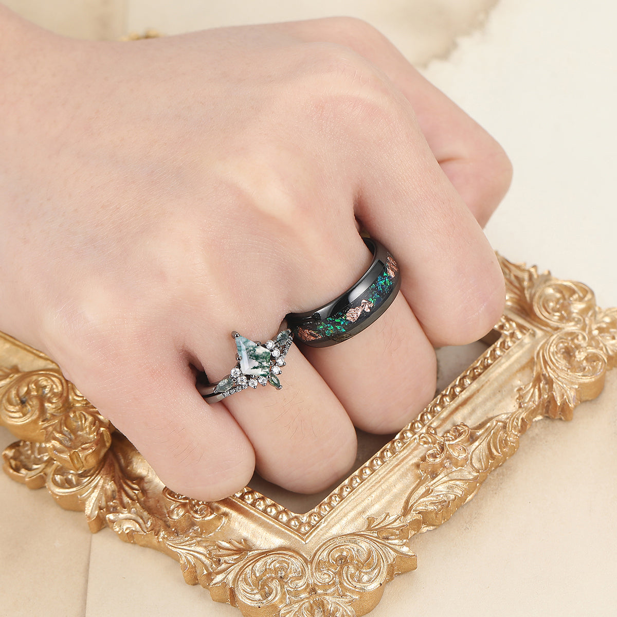 Vintage Kite Green Moss Agate Ring Couples Ring Set Sliver His and Hers Wedding Band