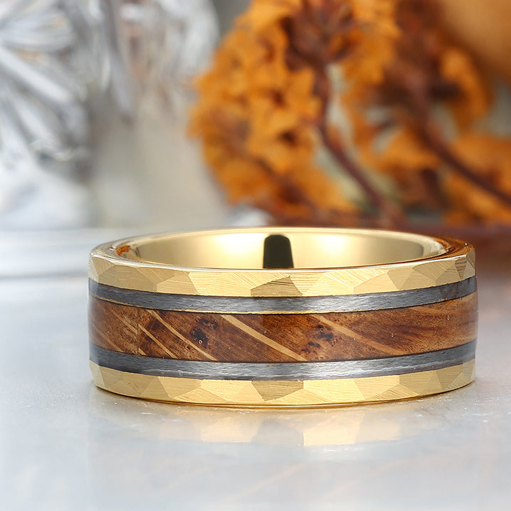 Unique Hammered Wood Men' s Tungsten Wedding Band Unisex Wooden Anniversary Brithday Ring
