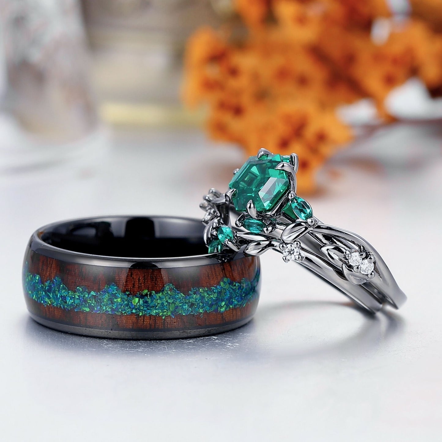 Nature Inspired Emerald Leaf Rings Set For Couples Personalized Green And Black Couples' Set