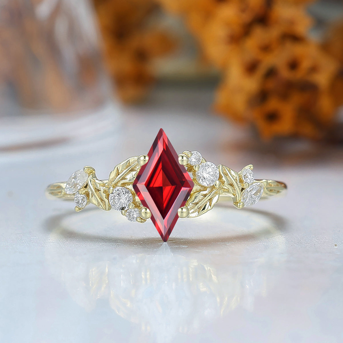 Rhombus Cut 14k Yellow Gold Nature Red Garnet Engagement Ring Leaf Shpae Wedding Ring Art Deco 14k Gold Women Ring