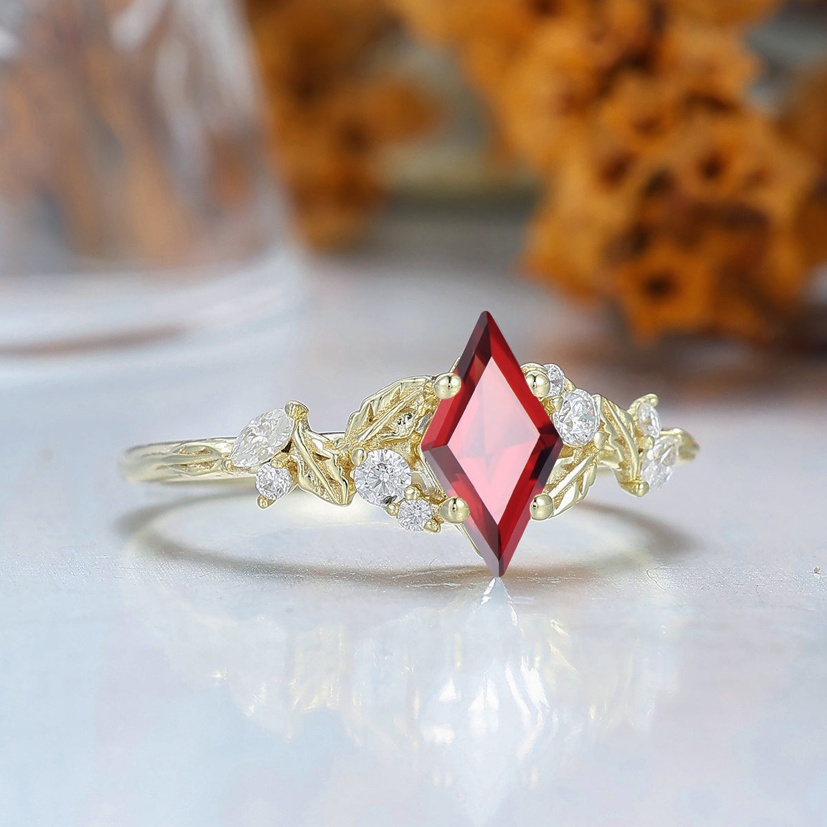 Rhombus Cut 14k Yellow Gold Nature Red Garnet Engagement Ring Leaf Shpae Wedding Ring Art Deco 14k Gold Women Ring