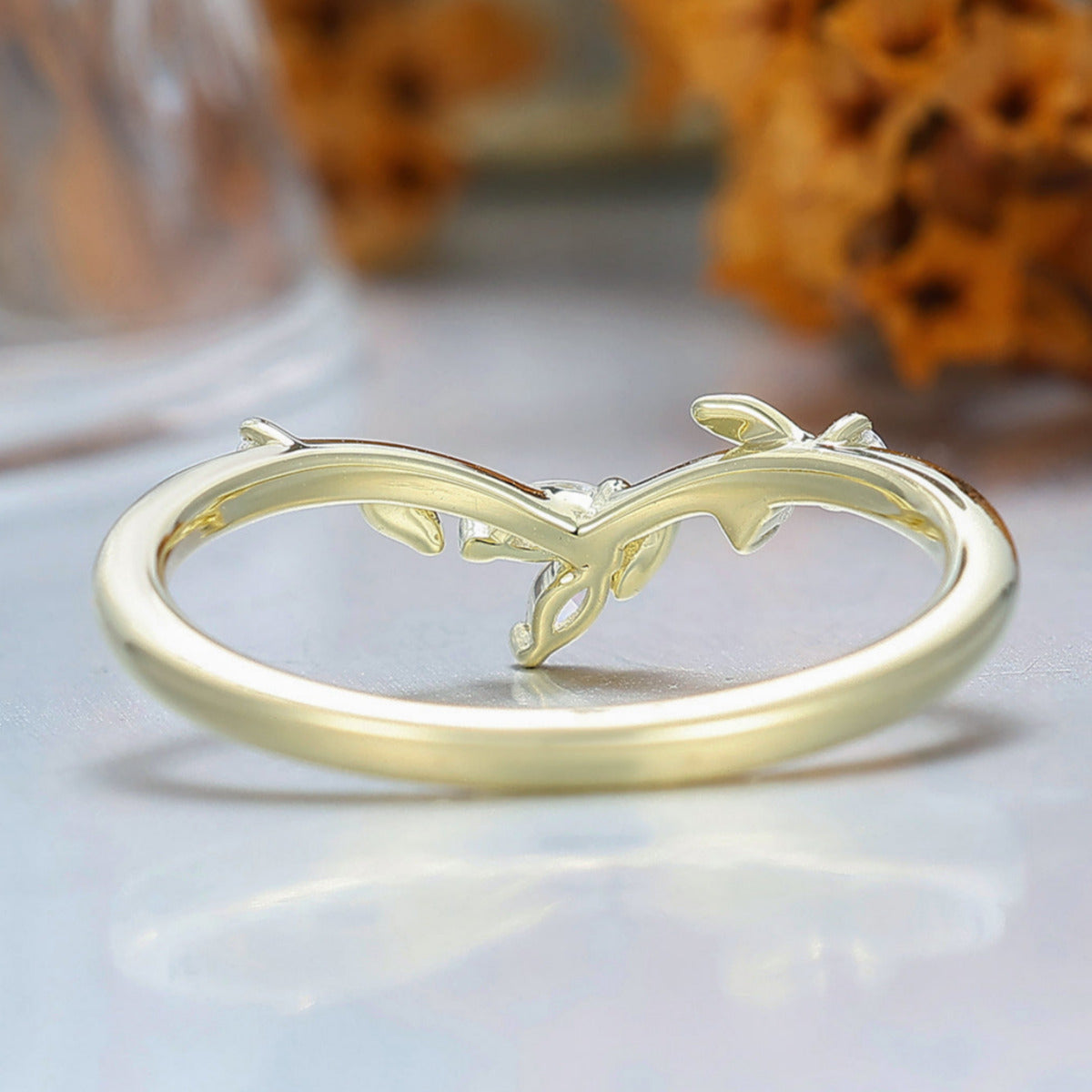 Dainty Twig Leaf Design Moissanite Inlay Wedding Band Art Deco Moissanite Curved Band Bridal Ring For Women